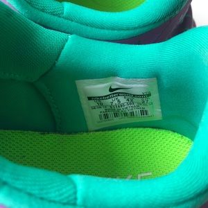 Nike Shoes - Nike Shoes Nike Shoes - Nike Shoes